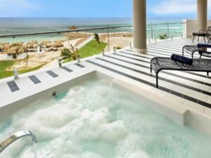 airport-transfer-to-ocean-coral-spring-master-suite