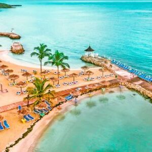 airport-transfer-to-royal-decameron-club-caribbean-beach