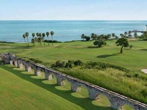 island-dream-tours-airport-transfers-to-hilton-rose-hall-golf-course