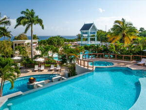 island-dream-tours-airport-transfers-to-sandals-dunns-river-pool-view