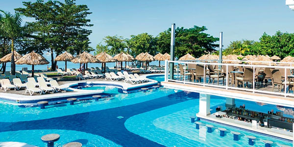 island-dream-tour-riu-negril-pool