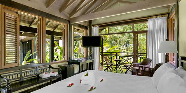 island-dream-tour-sunset-at-the-palms-room