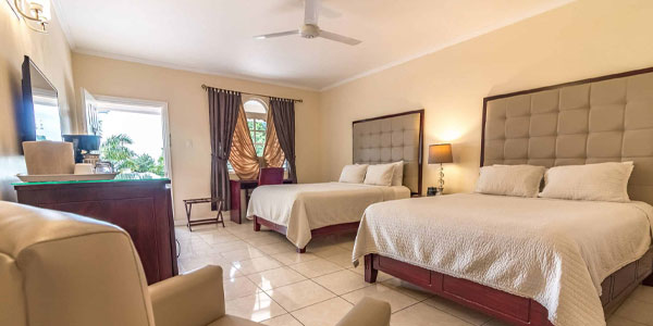 island-dream-tour-travellers-beach-resort-negril