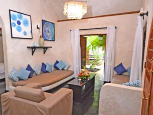 island-dream-tour-villa-sur-mer-negril-living-room-1 island-dream-tour-villa-sur-mer-negril-living-room-1